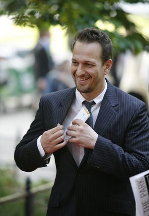 Josh Charles Photo