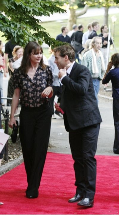 Emily Mortimer and Allesandro Nivola Photo