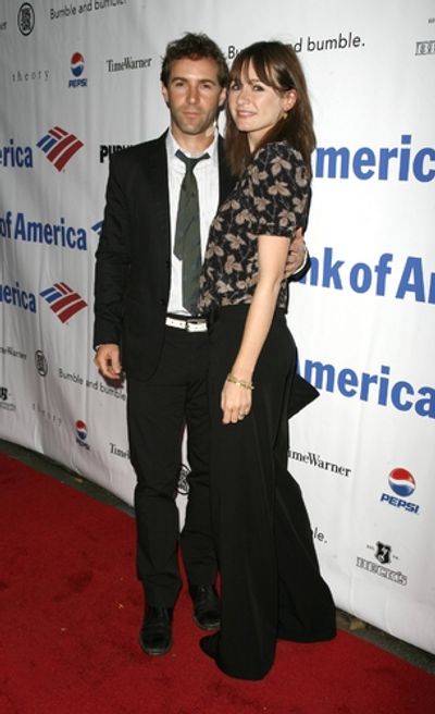 Emily Mortimer and Allesandro Nivola Photo