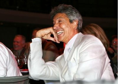 Tommy Tune enjoys Carol Channings tribute to Mrs. Tunes little boy Photo