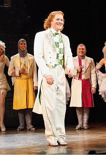 Photos: Stephen Collins and Drew Lachey Join Spamalot — photo 8 of 36