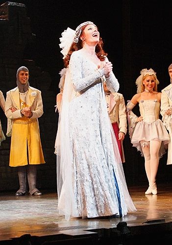 Photos: Stephen Collins and Drew Lachey Join Spamalot — photo 12 of 36