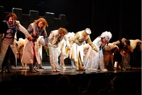 Photos: Stephen Collins and Drew Lachey Join Spamalot — photo 18 of 36