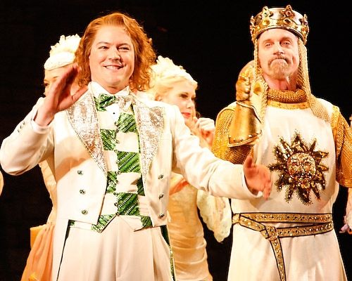 Photos: Stephen Collins and Drew Lachey Join Spamalot — photo 20 of 36