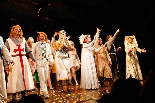Photos: Stephen Collins and Drew Lachey Join Spamalot — photo 31 of 36