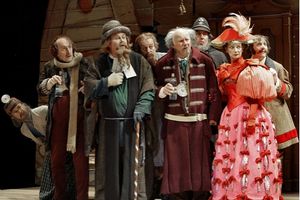 Randy Reyes (The Doctor), Raye Birk (The School Principal), Wayne A. Evenson (The Judge), Stephen Yoakam (The Hospital Director), Peter Michael Goetz (Anton Antonovich), Stephen Pelinski (Svetsunov), Sally Wingert (Anna Andreyevna) and Lee Mark Nelson (Do @ BroadwayWorld Randy Reyes (The Doctor), Raye Birk (The School Principal), Wayne A. Evenson (The Jud Photo