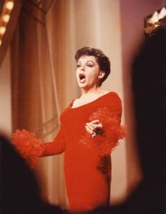 Judy Garland Photo