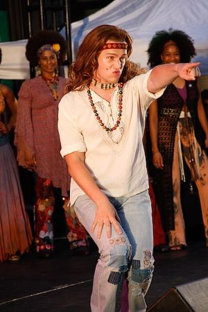 Jonathan Groff Photo