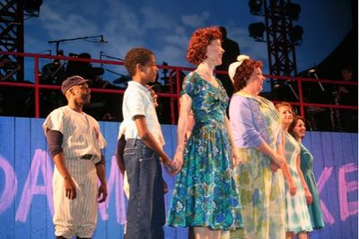 T. Oliver Reid, Cody Ryan Wise, Veanne Cox, Kathy Fitzgerald,Marya Grandy and Photo