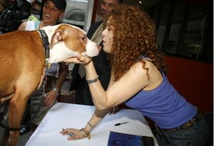 Bernadette Peters Photo