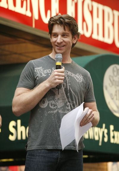 Andy Karl
 Photo