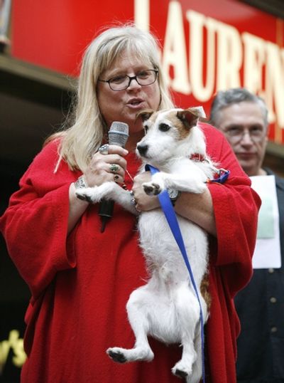 Heather MacRae
 Photo