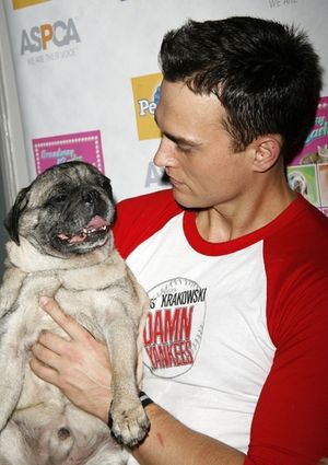 Cheyenne Jackson Photo