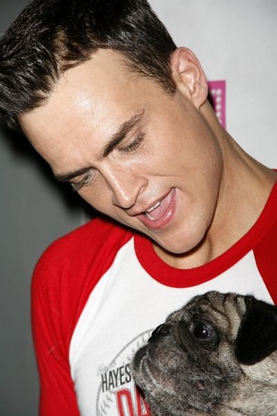 Cheyenne Jackson Photo