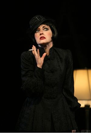 Jennifer Ferrin Photo