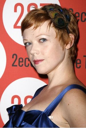 Emily Bergl Photo