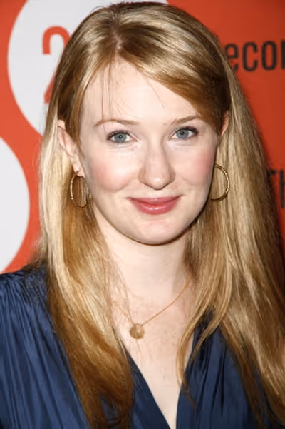 Halley Feiffer Photo