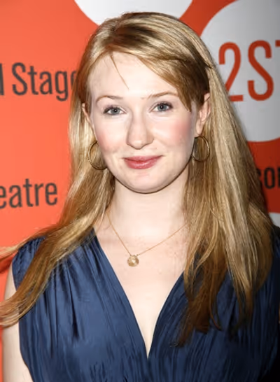 Halley Feiffer Photo