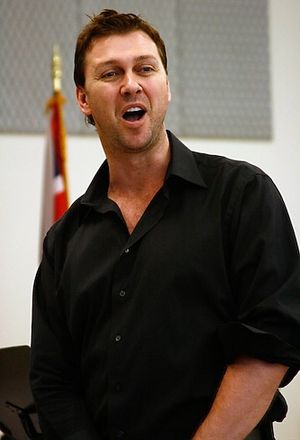 Warren Carlyle
 Photo