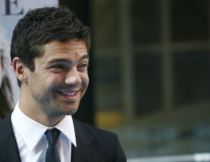 Dominic Cooper
 Photo