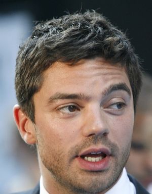 Dominic Cooper
 Photo