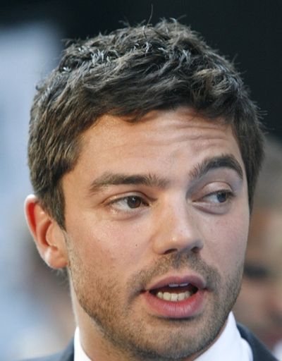Dominic Cooper
 Photo