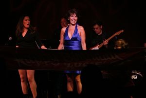Lucie Arnaz and Katie Luckinbill
 Photo