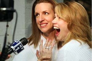 Susan Blackwell and Heidi Blickenstaff
@ BroadwayWorld Susan Blackwell and Heidi Blickenstaff
Photo