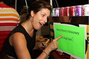 Stephanie J. Block
@ BroadwayWorld Stephanie J. Block
Photo