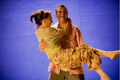 Francesca Annis and Nigel Lindsay Photo