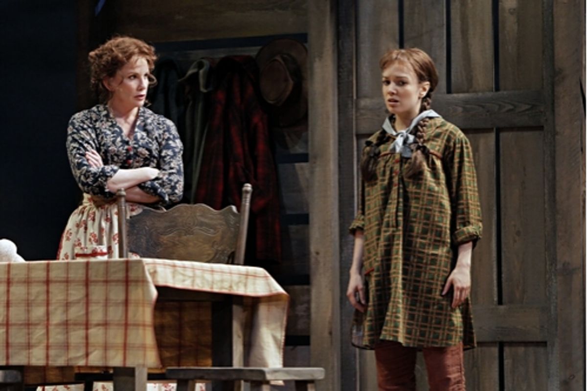 Melissa Gilbert (Caroline Ã¢â‚¬Å“MaÃ¢â‚¬Â Ingalls) and Kara Lindsay (Laura Ingalls) at 