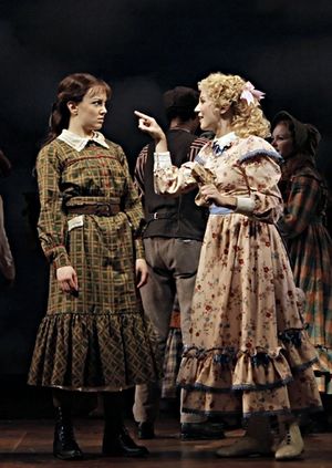  Kara Lindsay (Laura Ingalls) and Sara Jean Ford (Nellie Oleson)  Photo