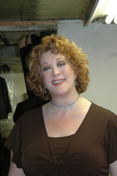 Liz McCartney Photo