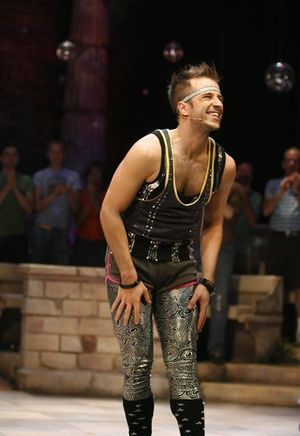 Curtis Holbrook
@ BroadwayWorld Curtis Holbrook
Photo