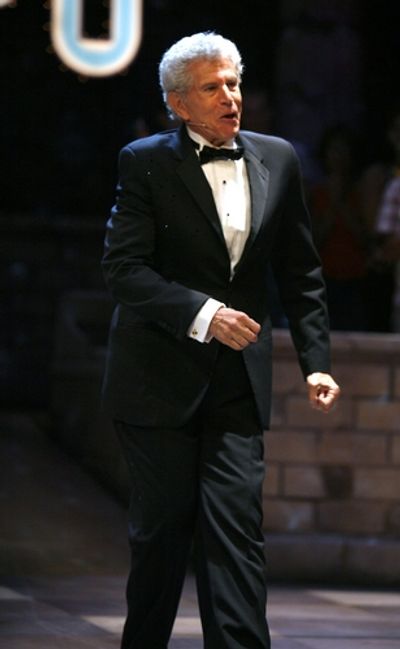 Tony Roberts
 Photo