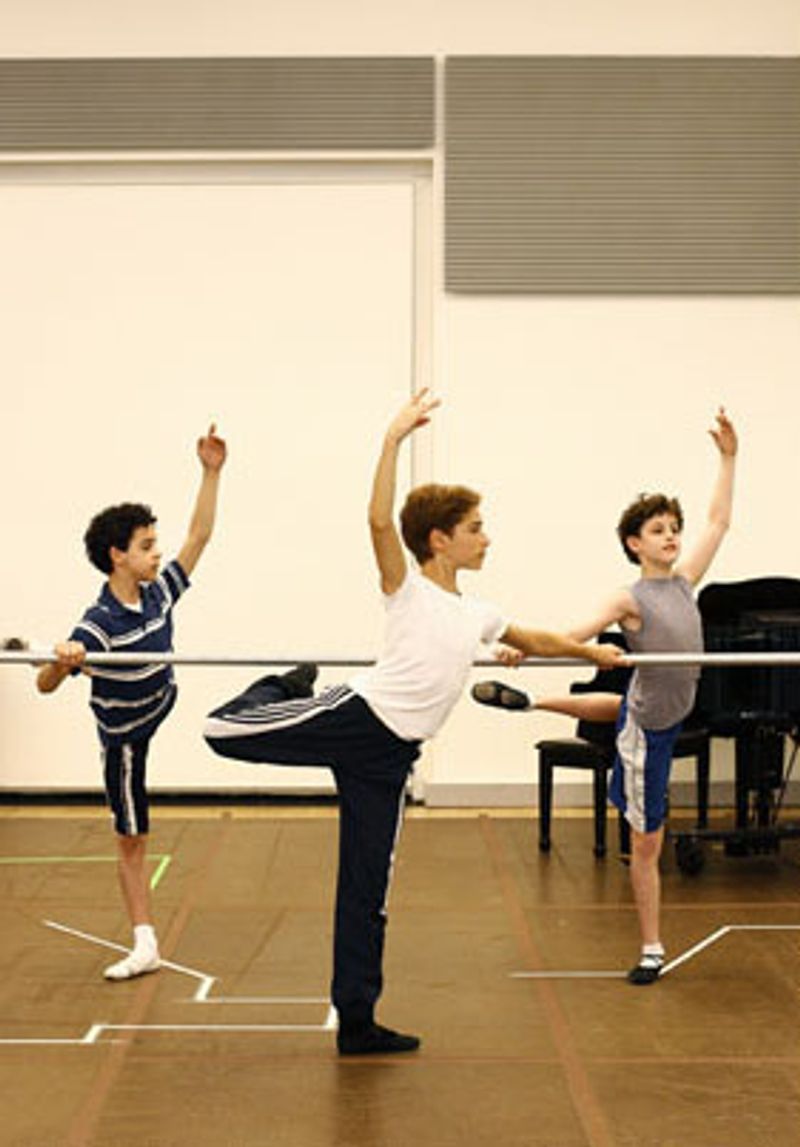 Photo Flash: First Look At Broadway's Dancing Billy Elliots — photo 2 of 4