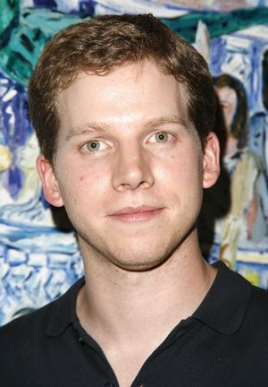 Stark Sands Photo