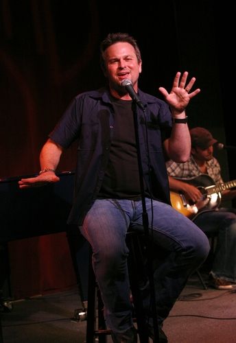 Photos: Sam Harris Performs at Birdland — photo 10 of 80