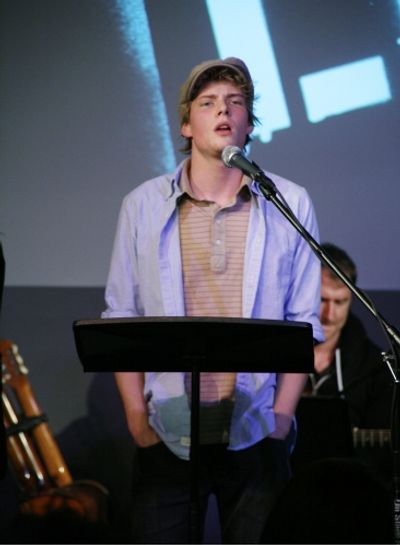 Hunter Parrish Photo