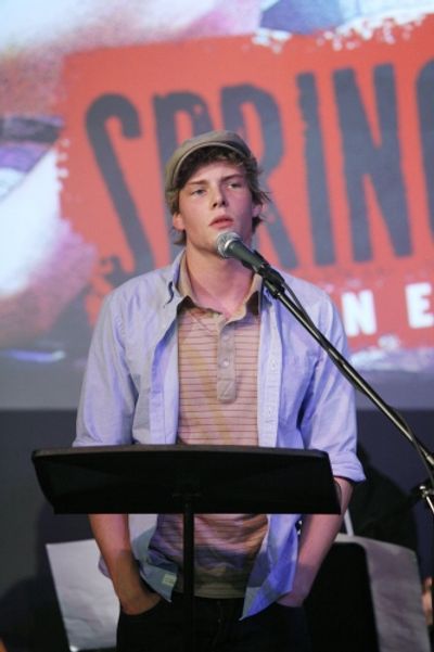 Hunter Parrish Photo
