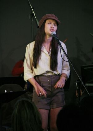 Lauren Pritchard Photo