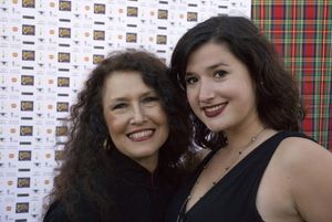 Melissa Manchester with daughter Hannah DeRemer Photo