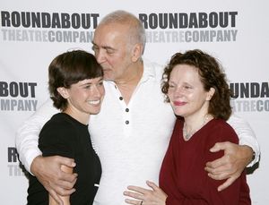 Hannah Cabell, Frank Langella and Maryann Plunkett
 Photo