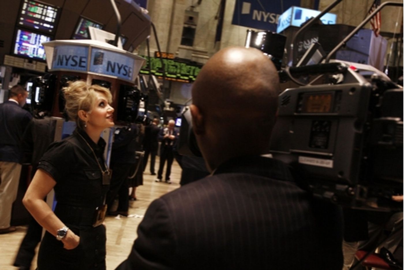 Photo Coverage: Orfeh Rings the Opening Bell at the NYSE  Image