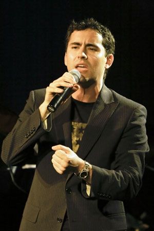 John Lloyd Young @ BroadwayWorld John Lloyd Young Photo