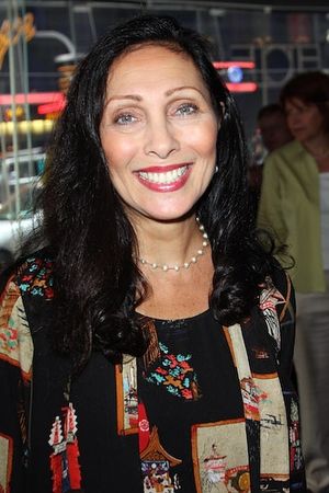 A Brush with Georgia O'Keeffe's Natalie Mosco Photo