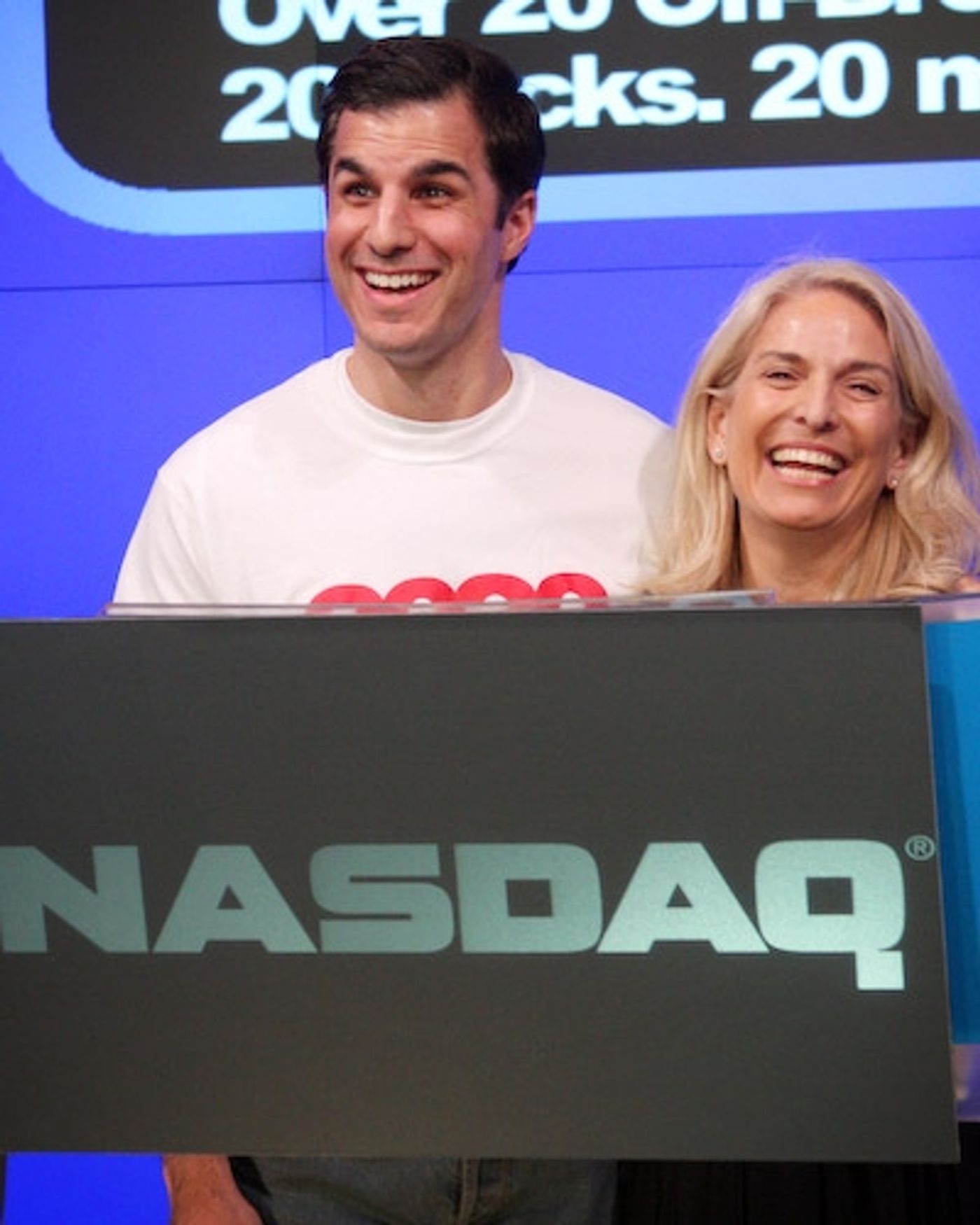 Photo Coverage: 20 at 20 Nasdaq Closing Bell  Image