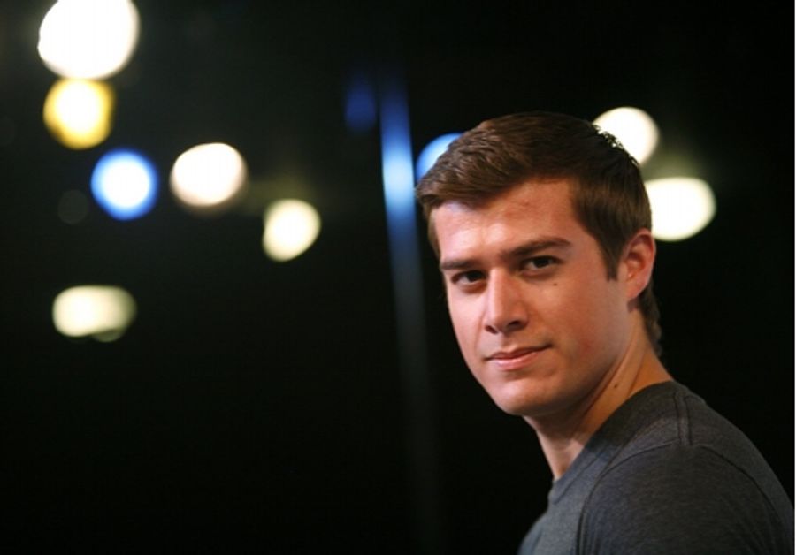 Photo Coverage Exclusive: The Fantasticks' Nick Spangler Takes An 'Amazing Race' Image
