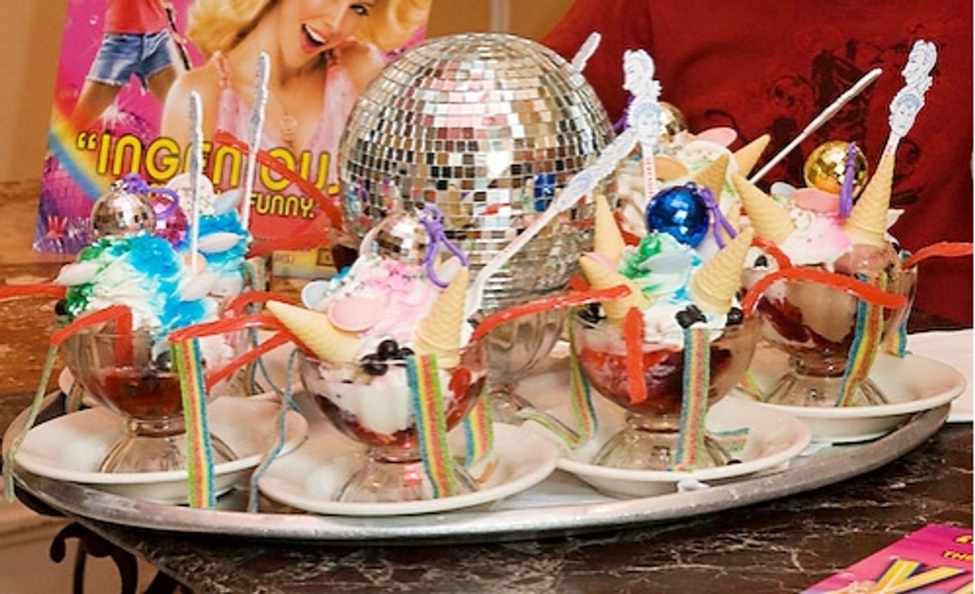 Photo Coverage: Xanadu Cast Enjoys 'Strange Magic' Sundae at Serendipity 3 Photo Coverage: Xanadu Cast Enjoys 'Strange Magic' Sundae at Serendipity 3 Image