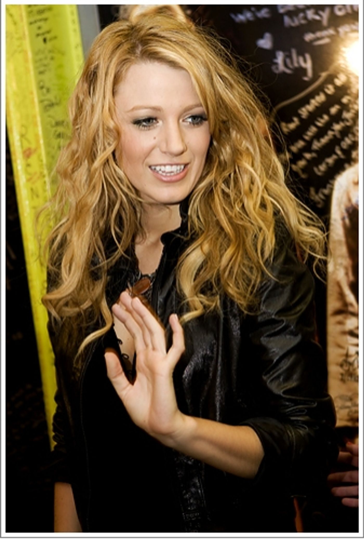 Photo Coverage: Final 'RENT' Performance Arrivals  Image